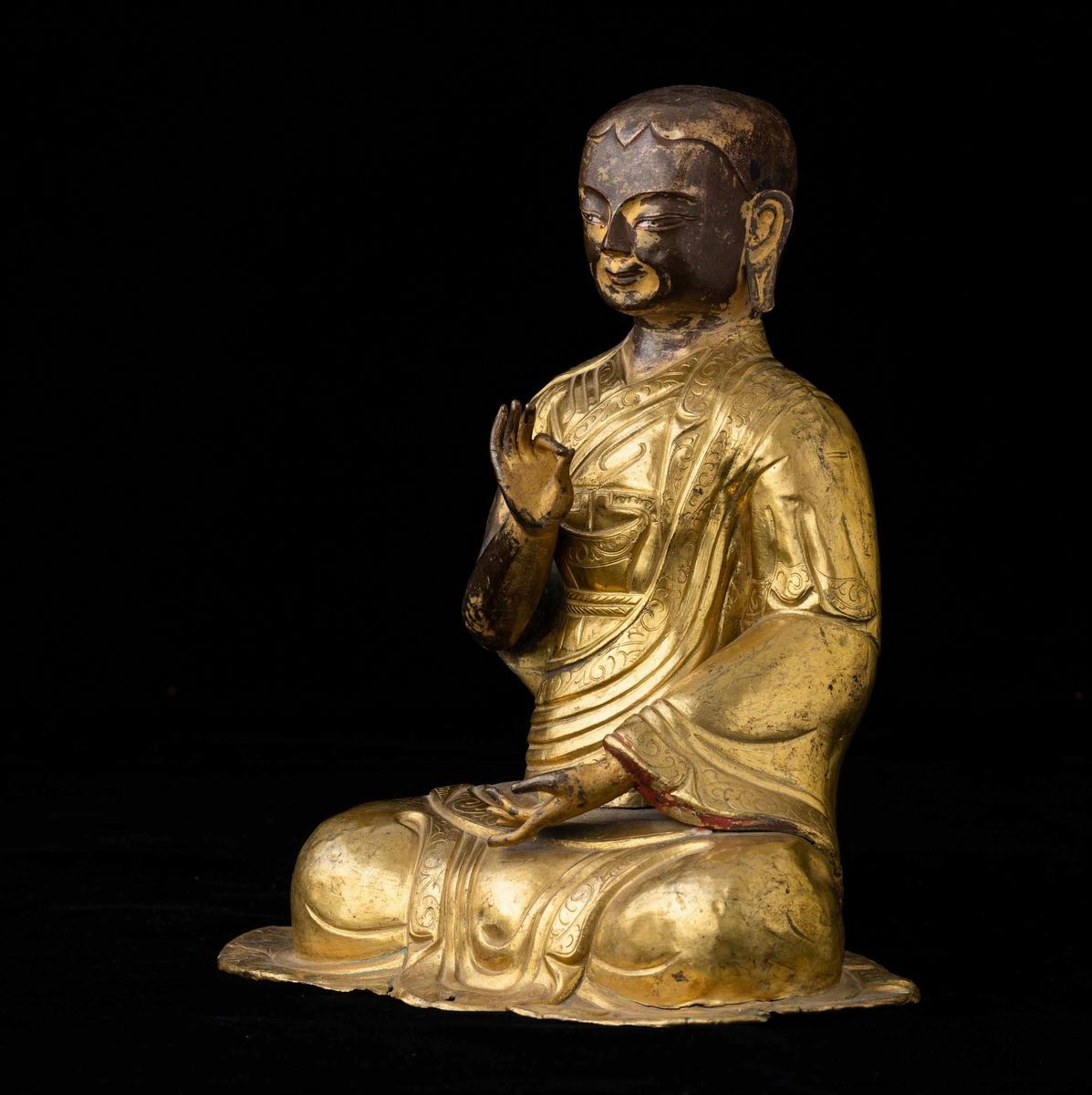 Figura di Monaco in Rame Parzialmente Dorato con Tracce di Policromia, Tibet, XVIII Secolo