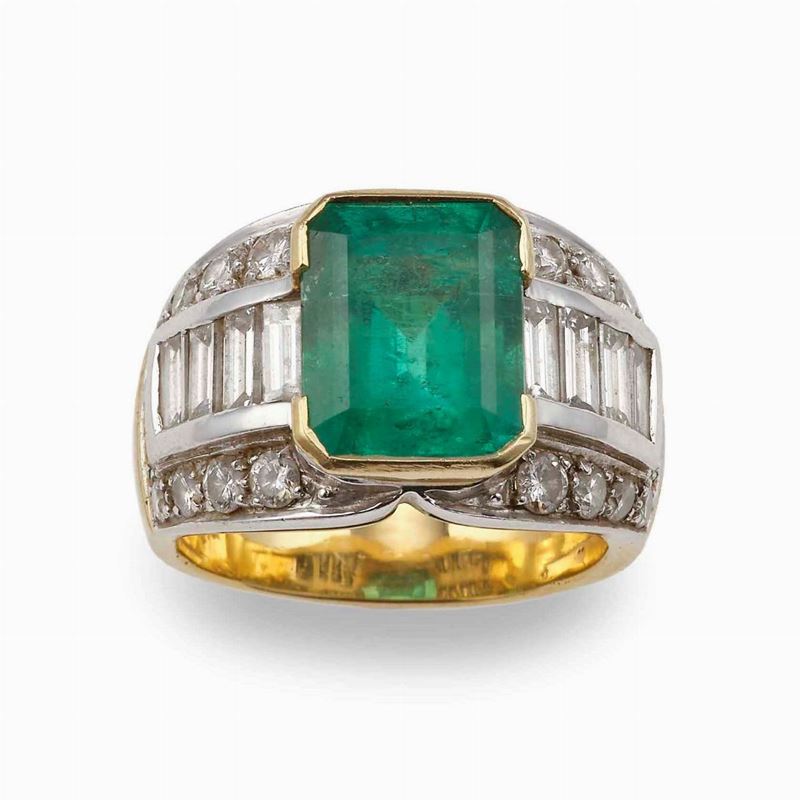 Anello con smeraldo Colombia di ct 6.66 circa e diamanti a contorno  - Asta Fine and Coral Jewels - Cambi Casa d'Aste