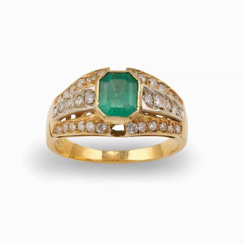 Anello con smeraldo Brasile di ct 0.60 circa e diamanti  - Asta Gioielli | Cambi Time - Cambi Casa d'Aste