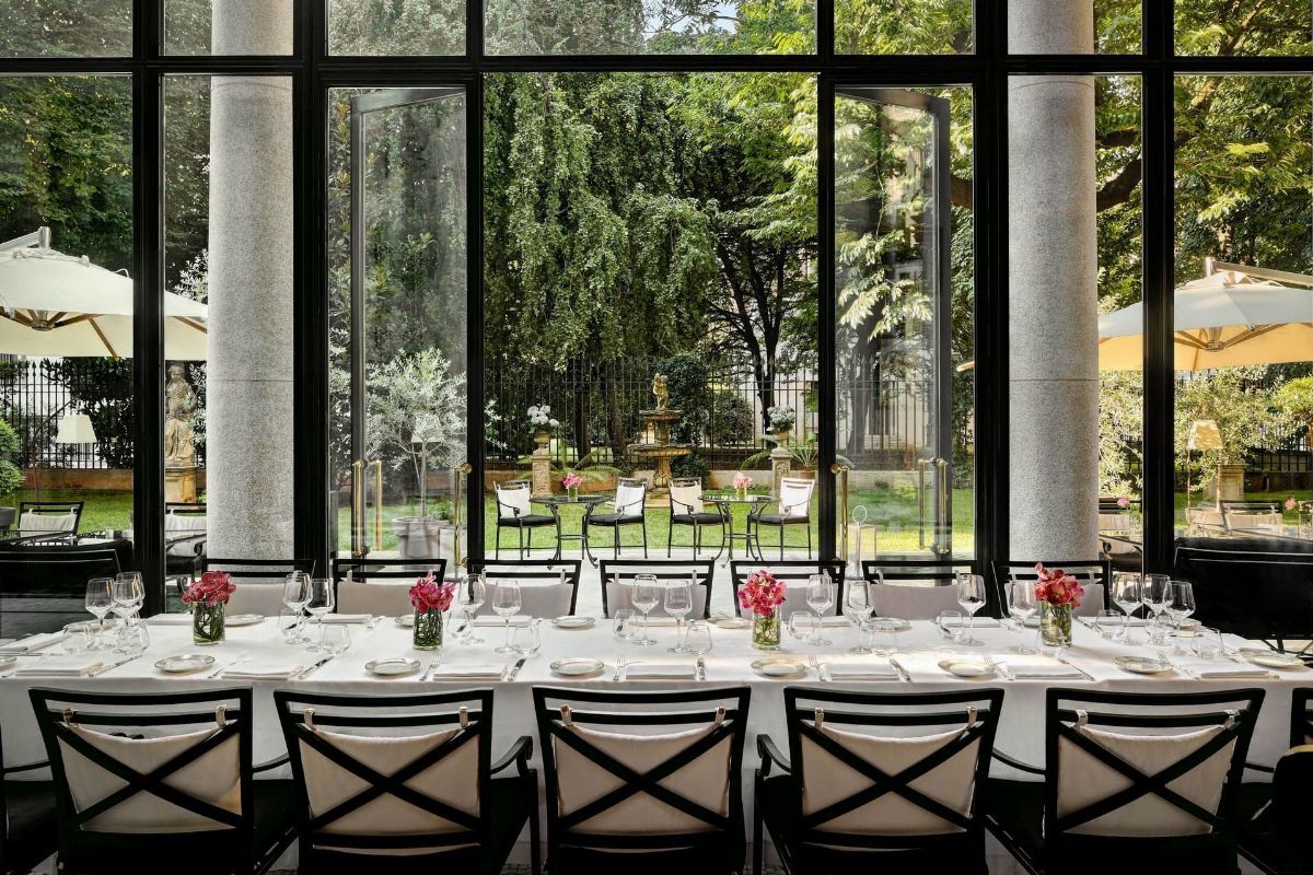 Cena per Due Persone Presso il Ristorante di Palazzo Parigi Hotel & Grand Spa