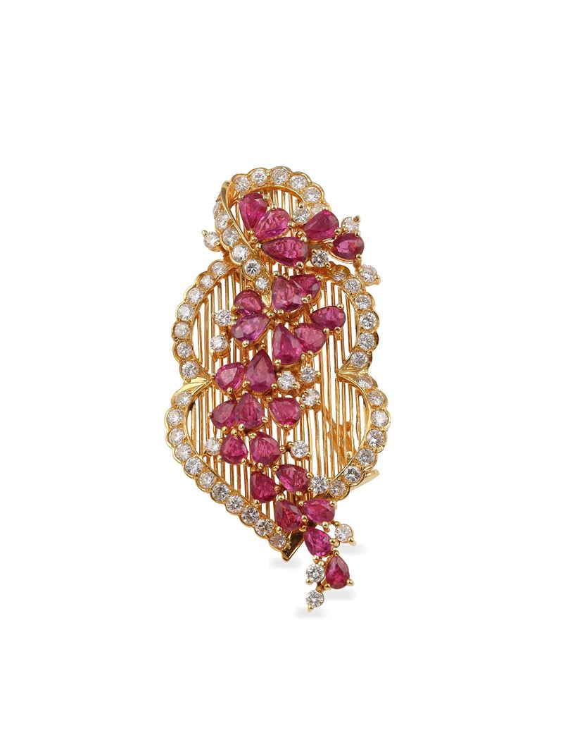 Ruby and diamond brooch  - Auction Fine Jewels - Cambi Casa d'Aste