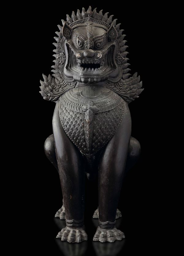 Grande figura di leone in bronzo, Indonesia, XIX secolo