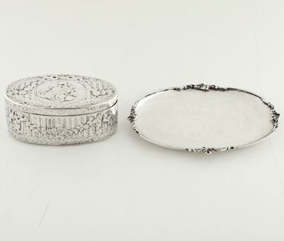Scatoletta Ovale e Vassoietto in Argento. Argenteria Artistica Italiana del XX-XXI Secolo