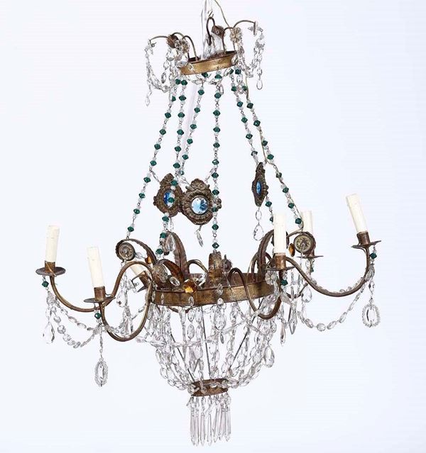 Lampadario in metallo e cristalli. XIX secolo