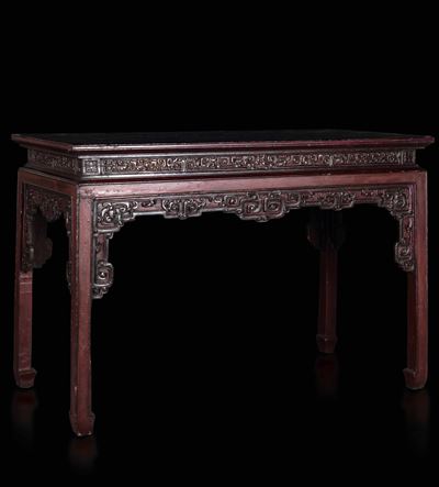 Consolle in legno con decori geometrici, Cina, XX secolo