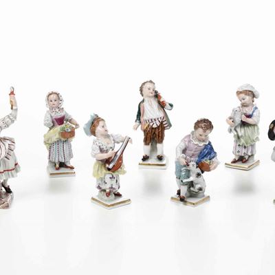 Sette Figurine.manifatture Richard Ginori e Sitzendorf, XX Secolo.