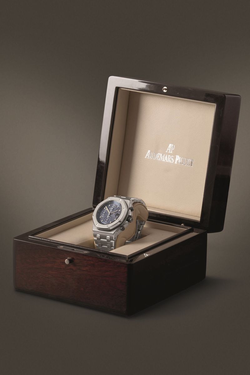 Audemars Piguet - Offshore Ref 25721st "the Beast" Seriale D in Acciaio, Quadrante "blue Queen" T...