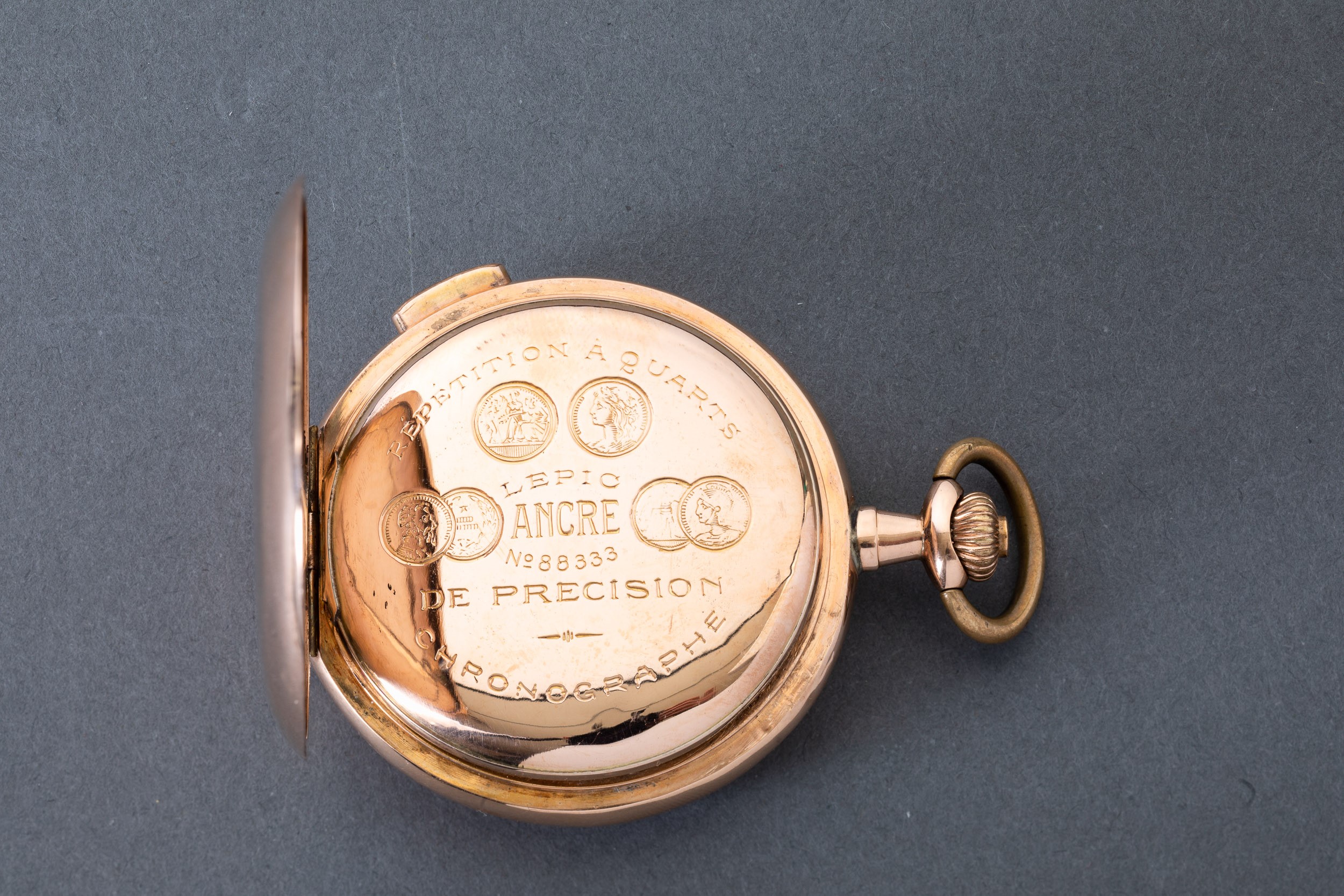 Orologio da Tasca con Suoneria Ore/quarti Attivata da Pulsante, 1890 Circa. Cassa in Oro 12 Kt a ...