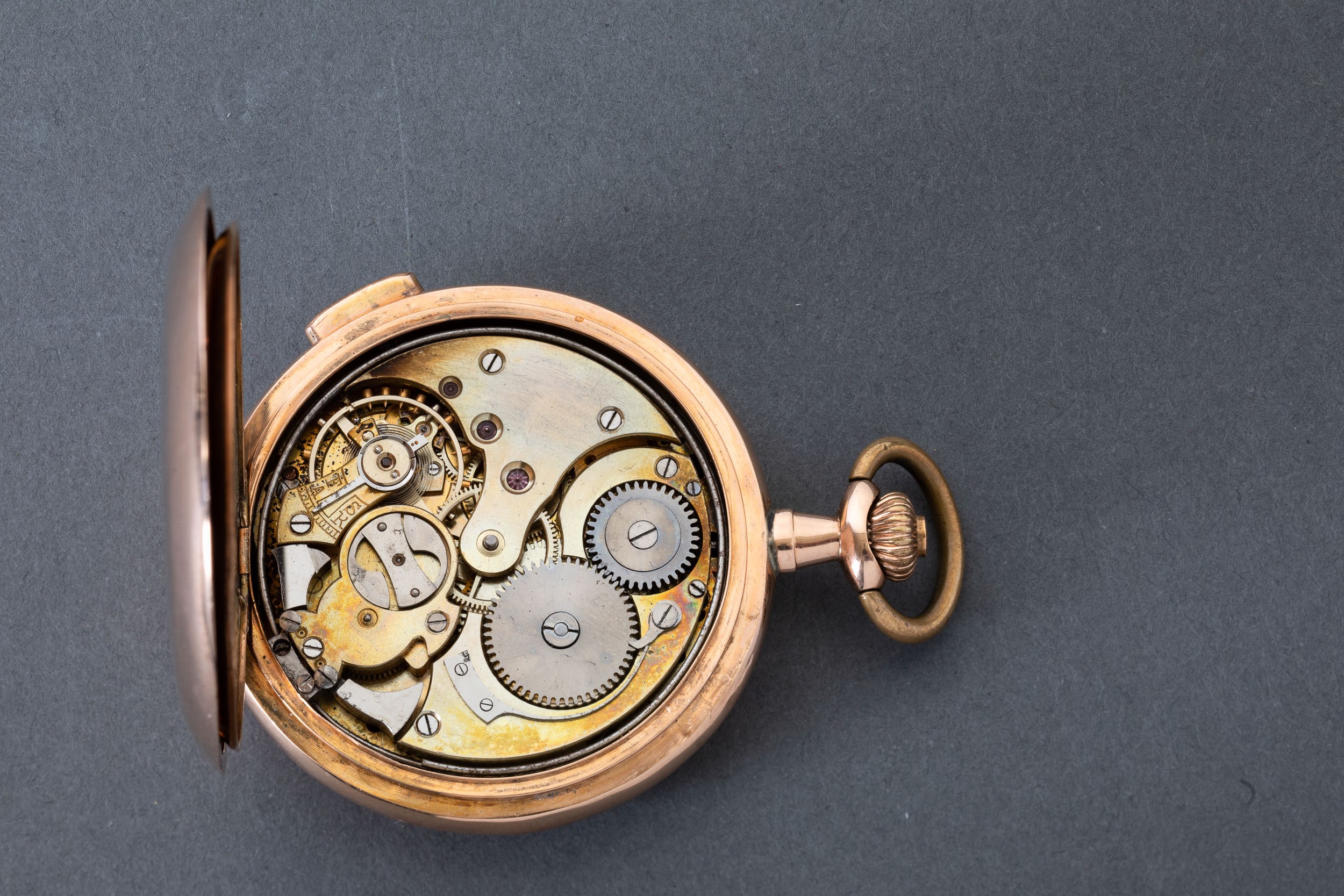 Orologio da Tasca con Suoneria Ore/quarti Attivata da Pulsante, 1890 Circa. Cassa in Oro 12 Kt a ...
