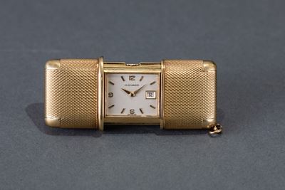 Movado - Ermeto in Oro Giallo 18k con Datario Quadrante Argentè Indici Applicati