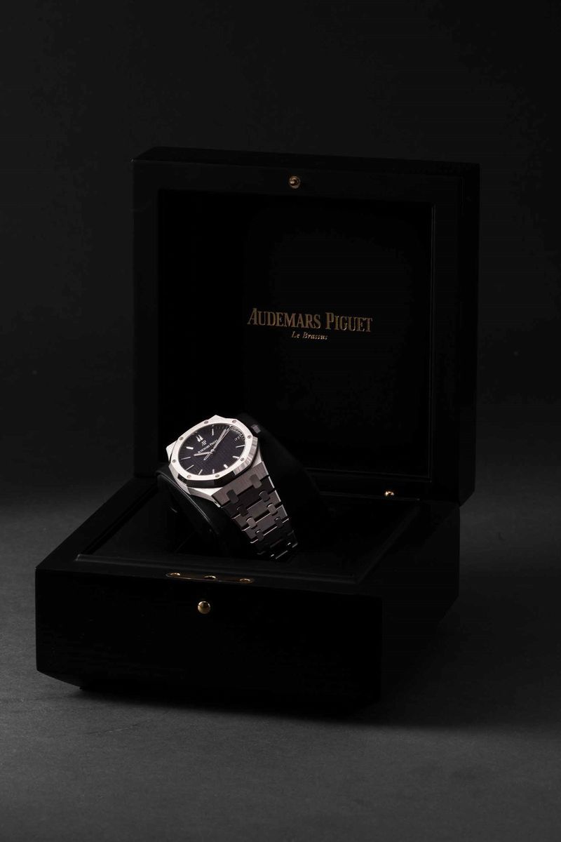 Audemars Piguet - Royal Oak Ref 15500st in Acciaio con Quadrante Nero, Movimento Automatico con F...
