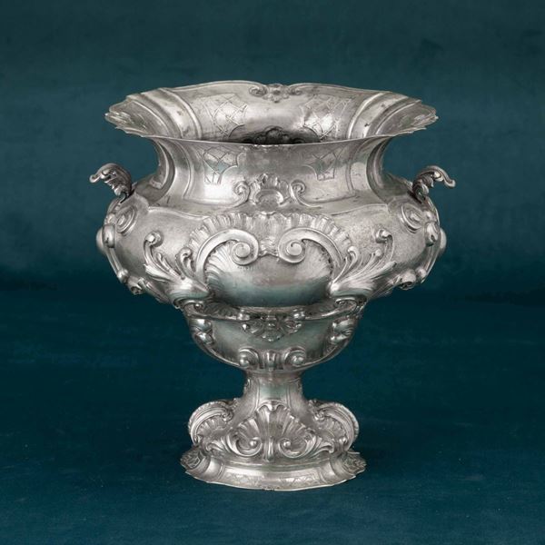 A large silver vase, Maison Mario Buccellati, Italy, 20th century