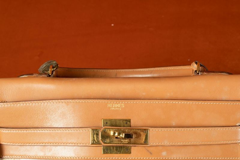 A Hermès Kelly bag and a crossbody bag, 1950s - Auction Villa di Maser -  Cambi Casa d'Aste