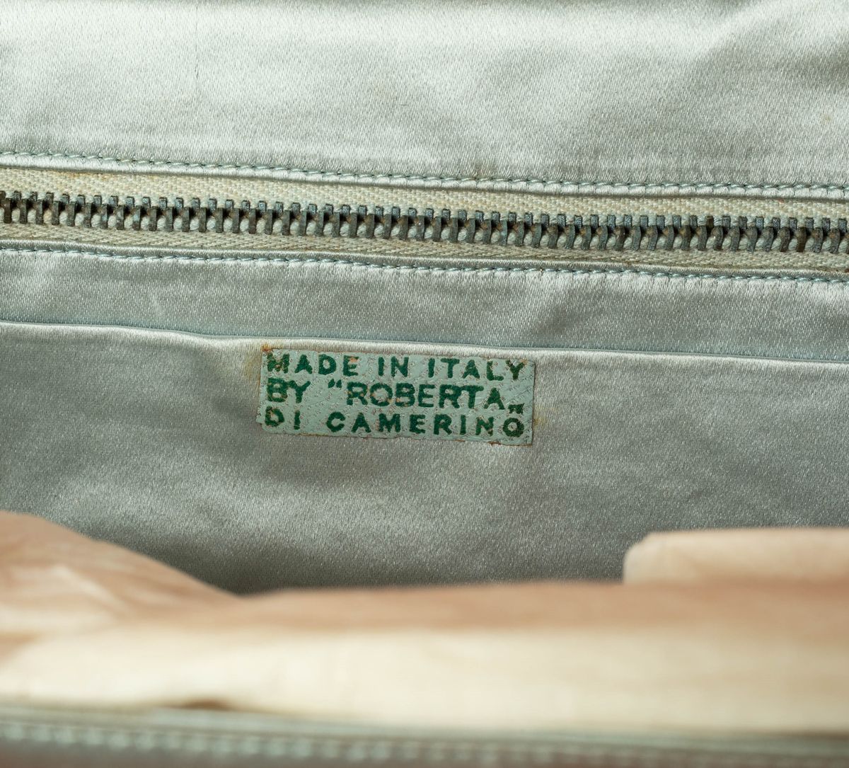 Pochette in Seta, Roberta di Camerino