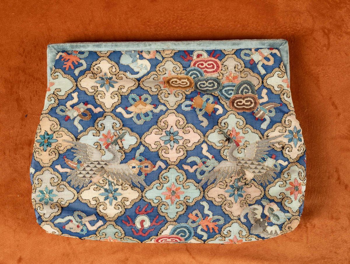 Borsa in Seta con Disegni di Nuvole e Aironi