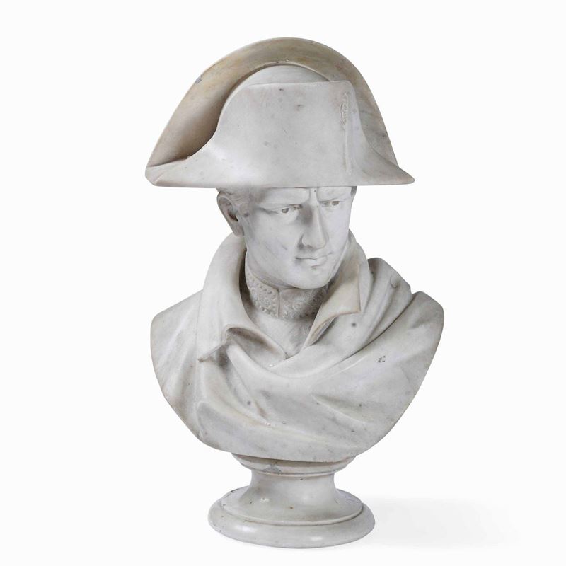 Busto di Napoleone. Marmo bianco. Scultore della metà XIX secolo  - Auction Italian Mansions - Cambi Casa d'Aste