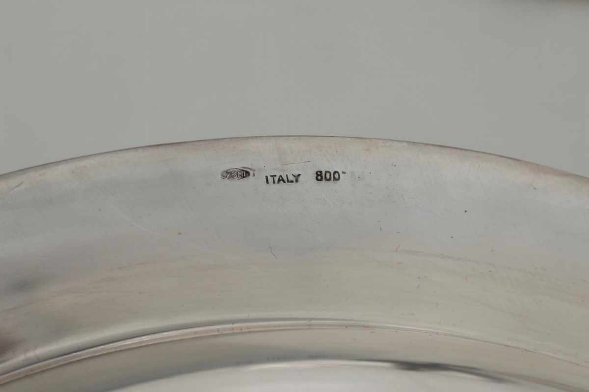 Legumiera in Argento con Sottopiatto. Argenteria Milanese del XX Secolo. Argentiere Ilario Pradel...