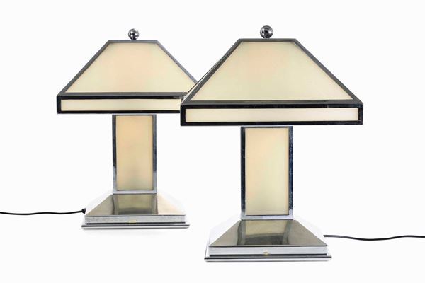 Coppia di lampade in metallo e plexiglass