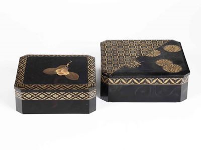 Due Scatole in Lacca con Decori Naturalistici, Giappone, Periodo Meiji (1868-1912)