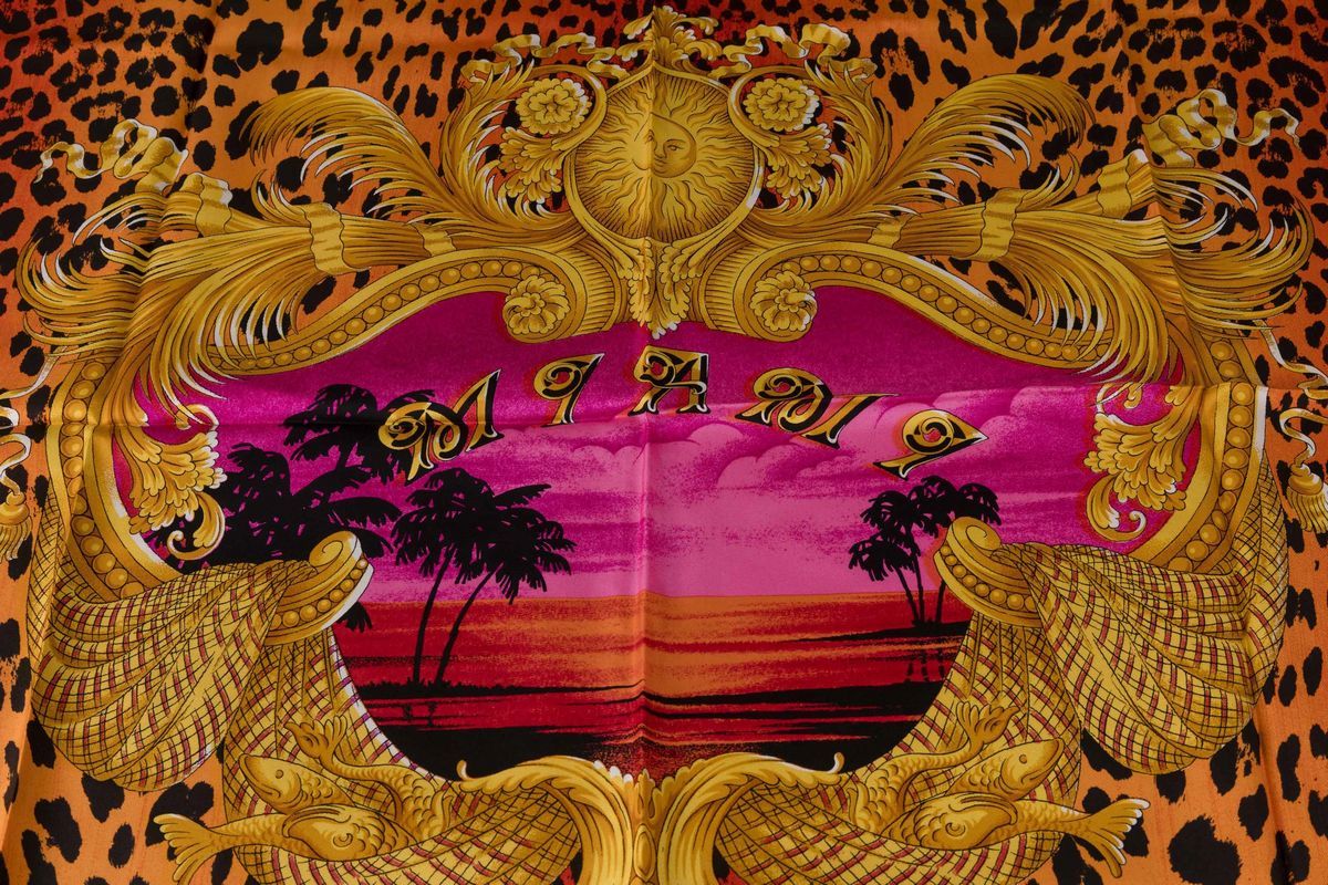 Gianni Versace - Foulard Carrè Classico Vintage