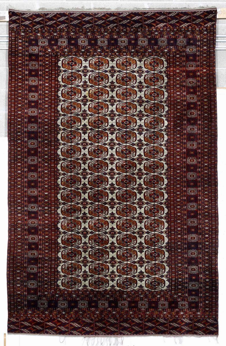 Tappeto Pakistan, metà XX secolo  - Auction Carpets | Cambi Time - Cambi Casa d'Aste
