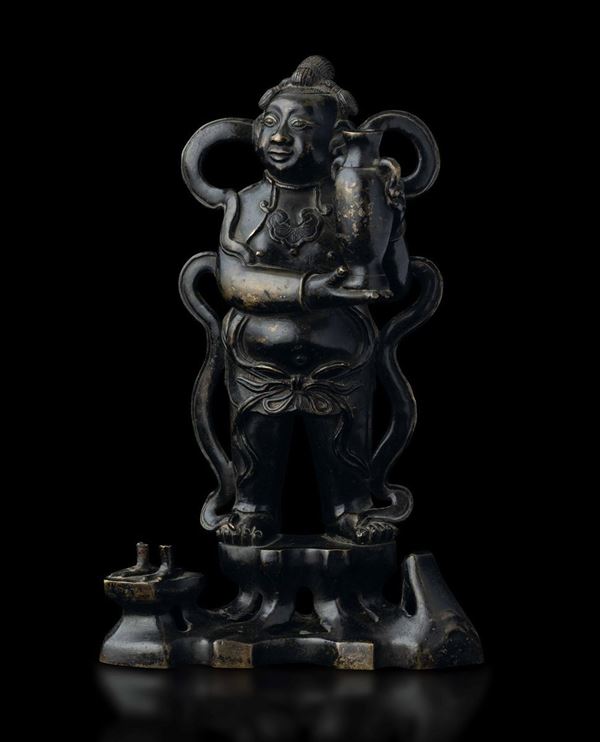 Figura di O'Boy stante in bronzo, Cina, Dinastia Ming, XVII secolo