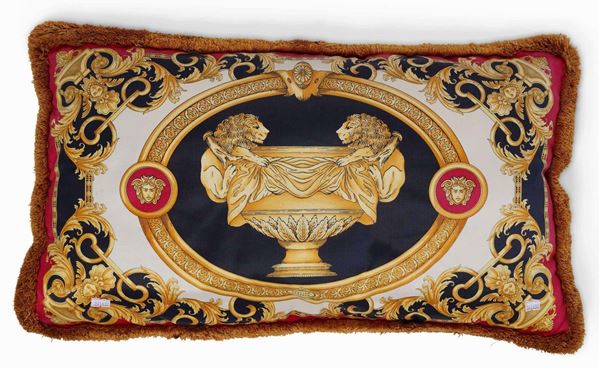 Coppia di cuscini con tessuto Versace