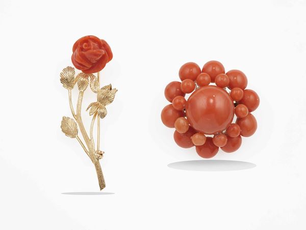 Two corals brooch