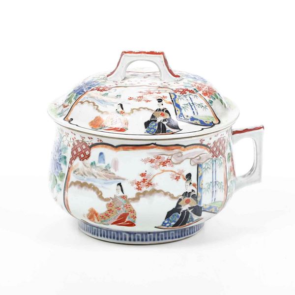 A porcelain bowl with lid, Japan, Meiji period