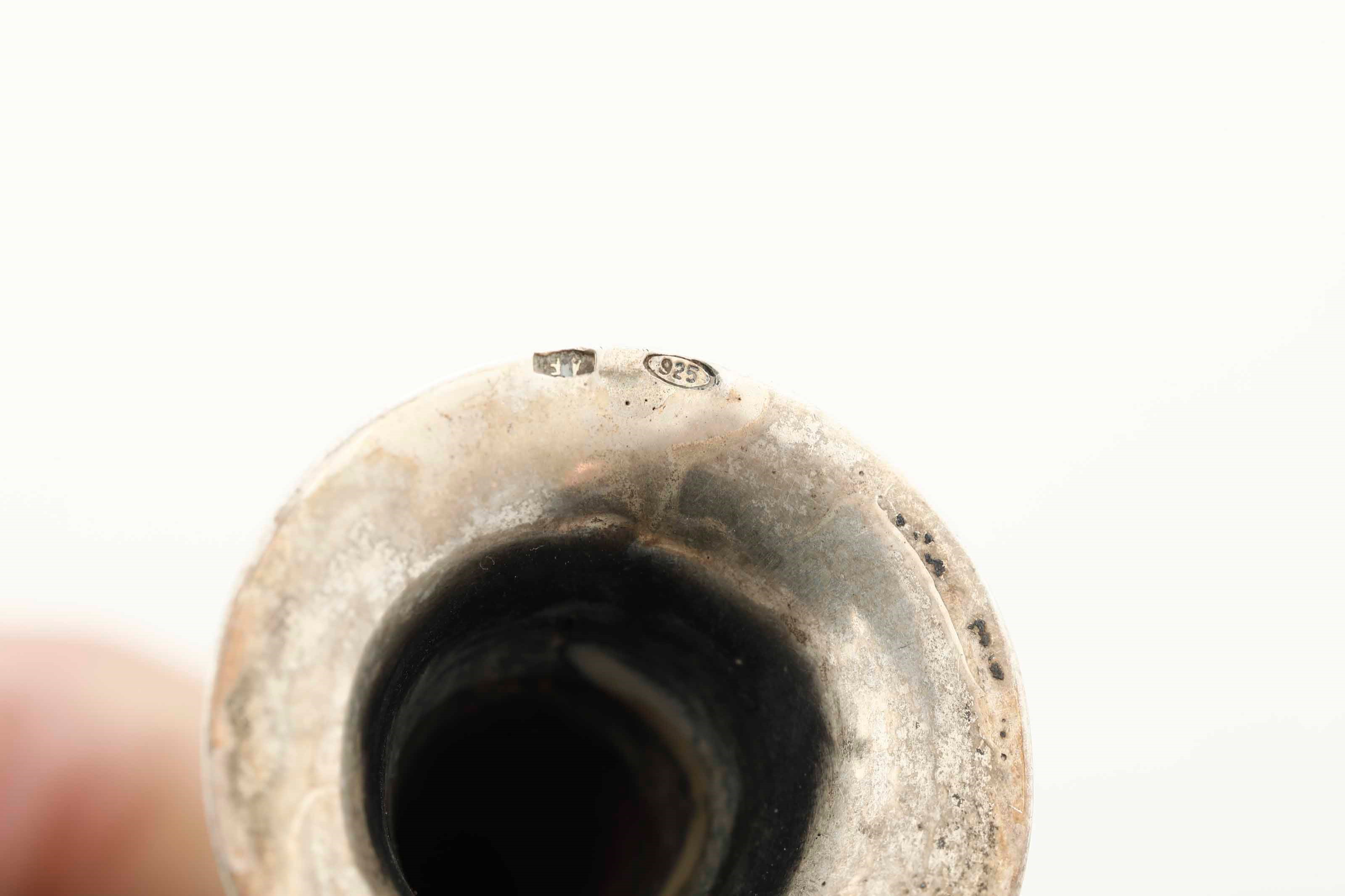 Argenteria artistica del XX secolo, Quattro segnaposto a foggia di strumenti musicali in argento