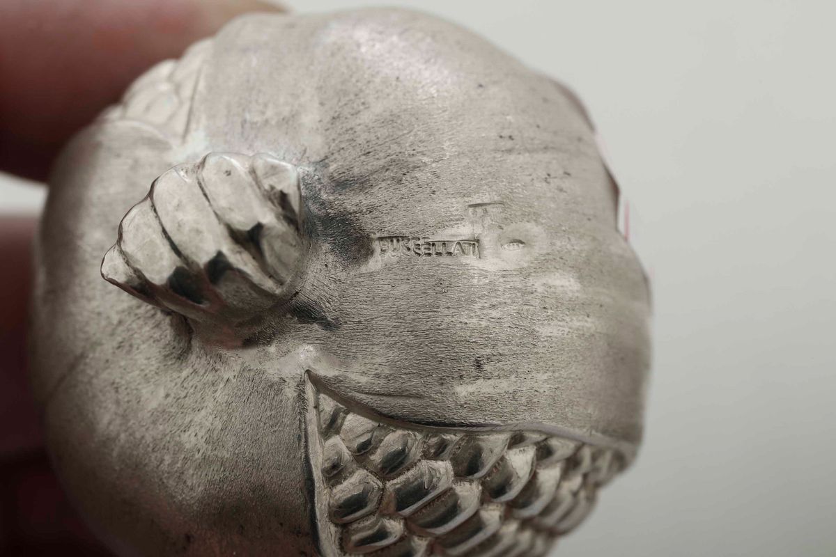 Tre Melograne. Argento Fuso e Sagomato. Argenteria Artistica Italiana del XX-XXI Secolo per Bucce...