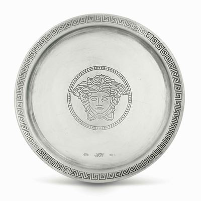 Piatto. Argento 925 Fuso, Sagomato e Inciso. Argenteria Artistica Fiorentina del XX-XXI Secolo pe...