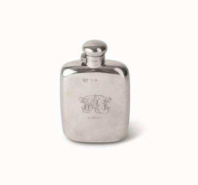 Fiaschetta da Whisky. Argento Sterling Fuso, Sbalzato e Cesellato. Marchio della Città di Birming...