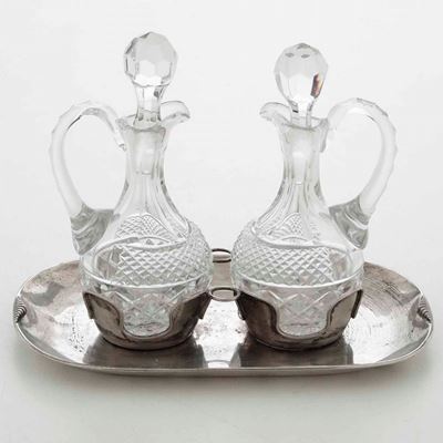 Oliera. Argento e Vetro Molato. Argenteria Milanese del XX Secolo