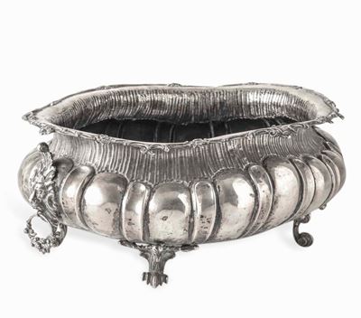 Caspeaux. Argento Fuso, Sagomato e Cesellato. Argenteria Artistica Milanese del XX Secolo. Argent...