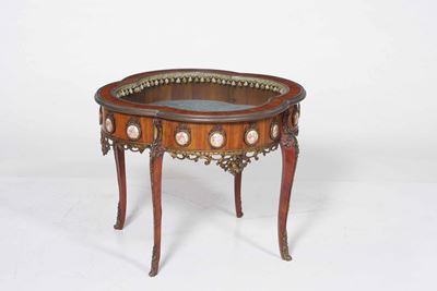 Tavolo Vetrina in Bois De Rose. Francia, Napoleone III