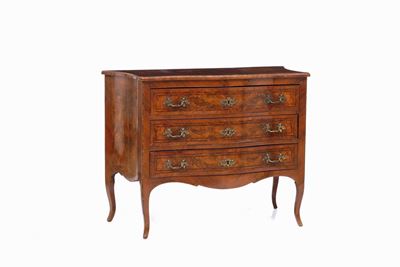 Commode Lastronata in Noce e Radica di Noce, Toscana XVIII Secolo