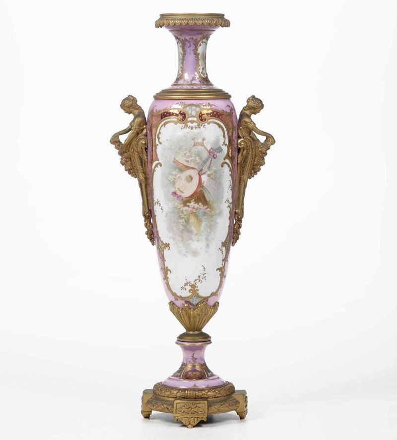 Vaso Francia, XIX secolo  - Auction Majolica, Porcelain and Glass | Cambi Time - Cambi Casa d'Aste