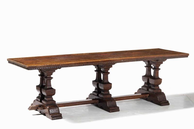 Grande tavolo in noce. Elementi antichi  - Auction Antique July | Cambi Time - Cambi Casa d'Aste