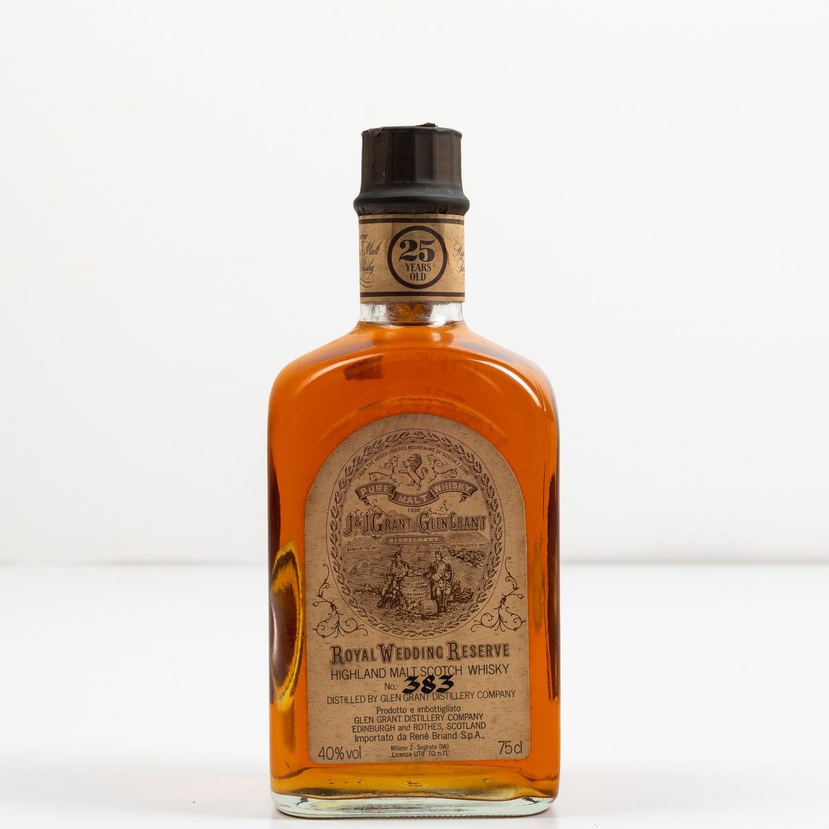 Glen Grant, Highland Malt Scotch Whisky Royal Wedding Reserve Over 25 Years Old