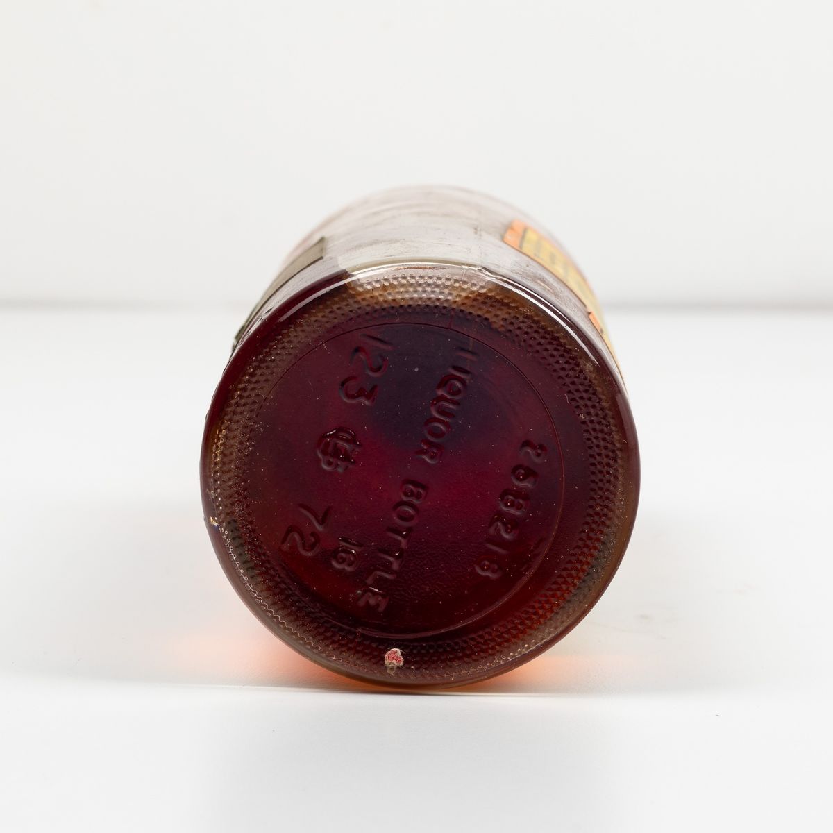 Old Quaker, Straight Bourbon Whiskey 4 Years Old