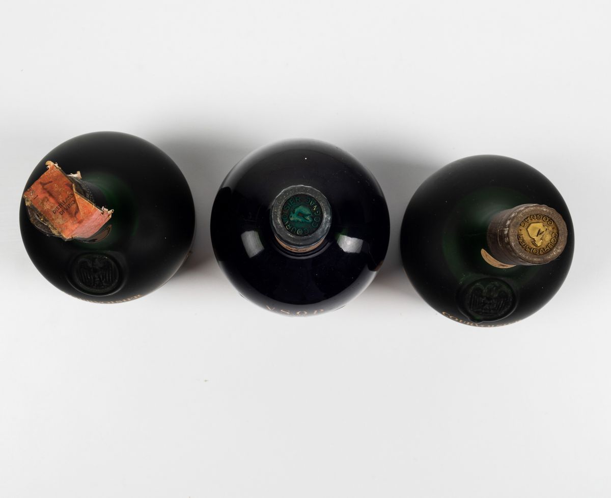 Courvoisier, Napoleon Cognac Nombre Limited Duty Free Shop Balecourvoisier, Cagnac Fine Champagne...