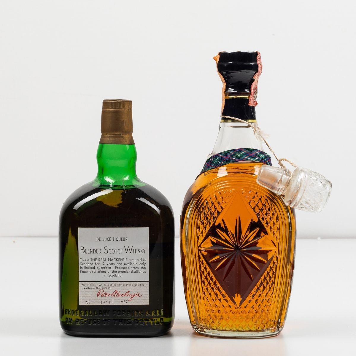 Mackenzie, De Luxe Liqueur Blended Scotch Whisky 12 Years Oldmackenzie, Blended Scotch Whisky Ver...