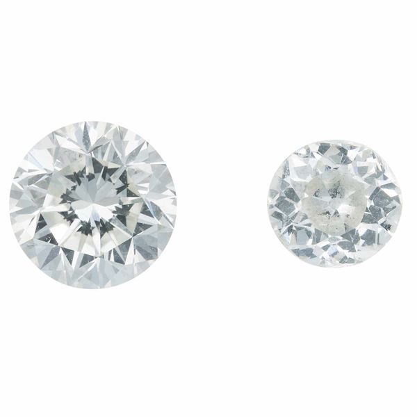 Brilliant-cut diamond weighing 1.12 carats and old-cut diamond weighing 0.62 carats