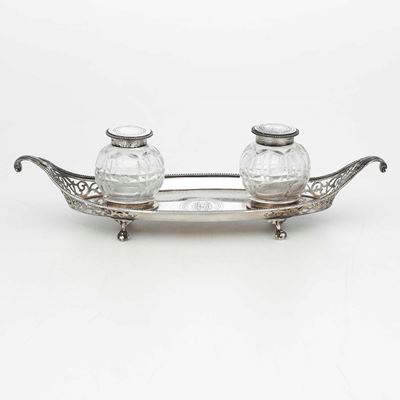 Calamaio. Argento Fuso e Traforato. Boccette Globulari in Vetro Molato. Londra 1826. Argentiere R...