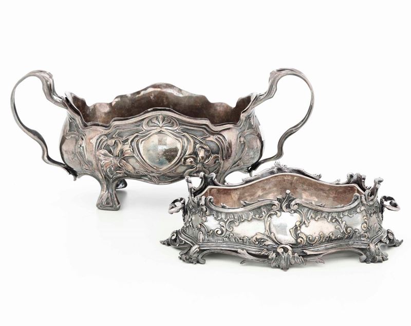 Lotto di due fioriere in metallo argentato  - Auction Silvers | Cambi Time - Cambi Casa d'Aste