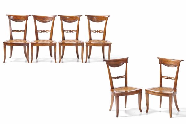 Sei sedie in legno intagliato. XIX secolo