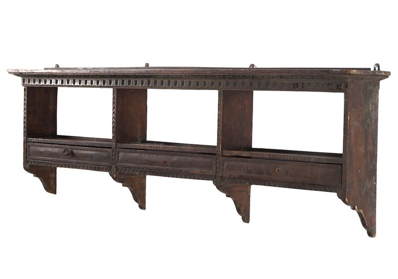 Mensola in legno intagliato ed ebanizzato a tre cassettini. XX secolo  - Auction Antique January - Cambi Casa d'Aste