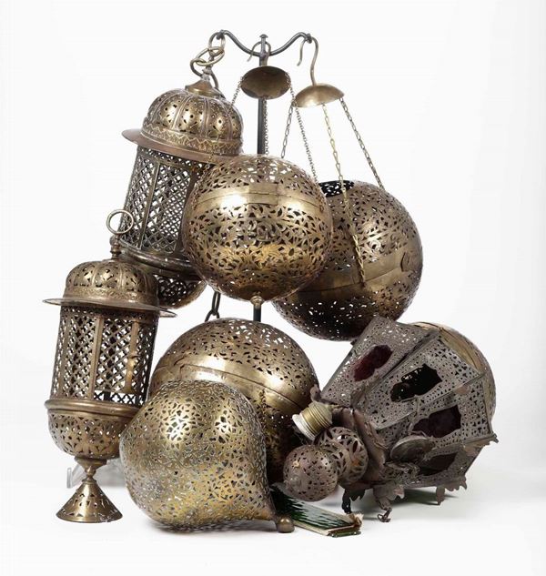 Lotto di lanterne orientali in ottone e metallo traforato