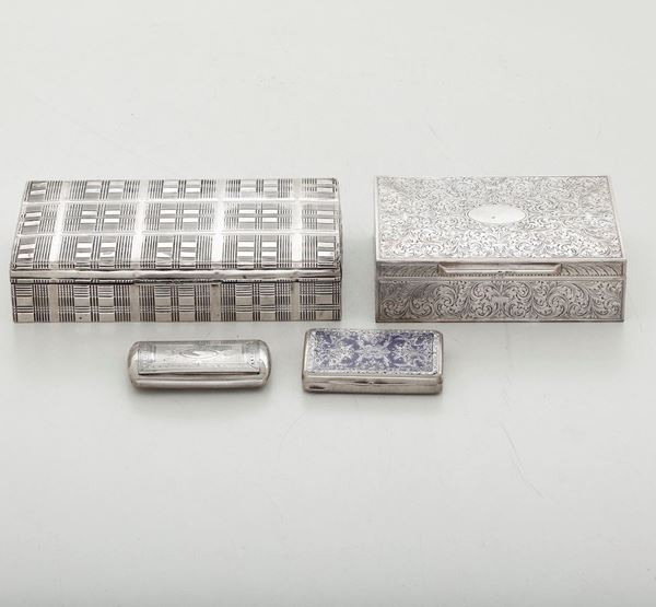 Due scatole portasigarette e due tabacchiere in argento, varie manifatture del XX secolo